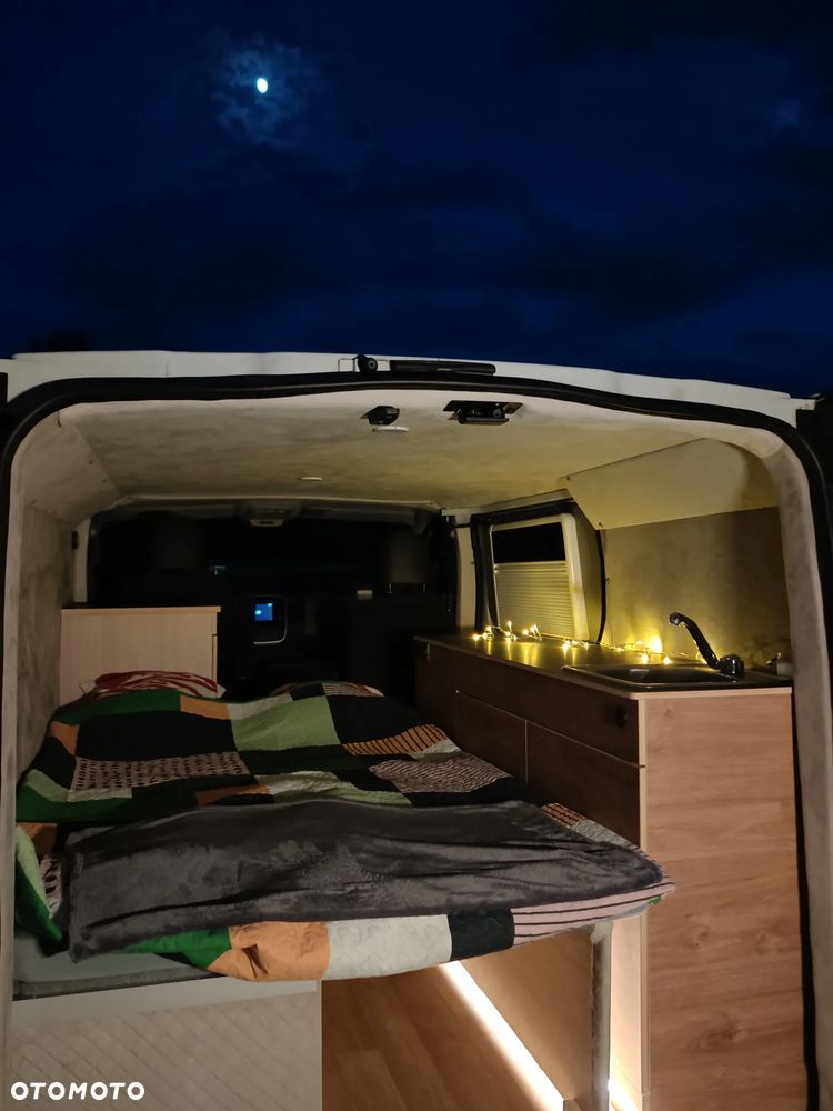 Renault Trafic - 14