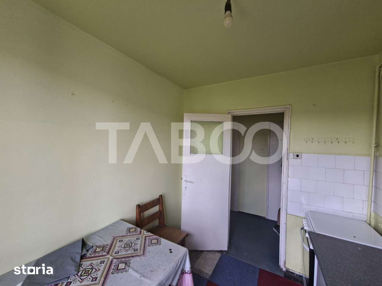 Apartment de vanzare 2 camere si balcon Cedonia Mihai Viteazul — fotografia 3