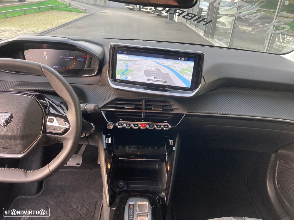 Peugeot 208 1.2 Hybrid Allure e-DCS6 - 22