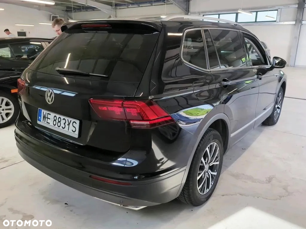 Volkswagen Tiguan Allspace 2.0 TDI SCR Comfortline DSG - 3