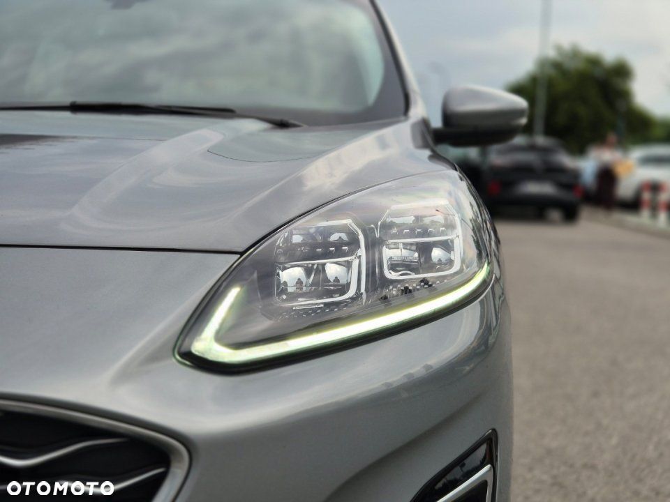 Ford Kuga - 13