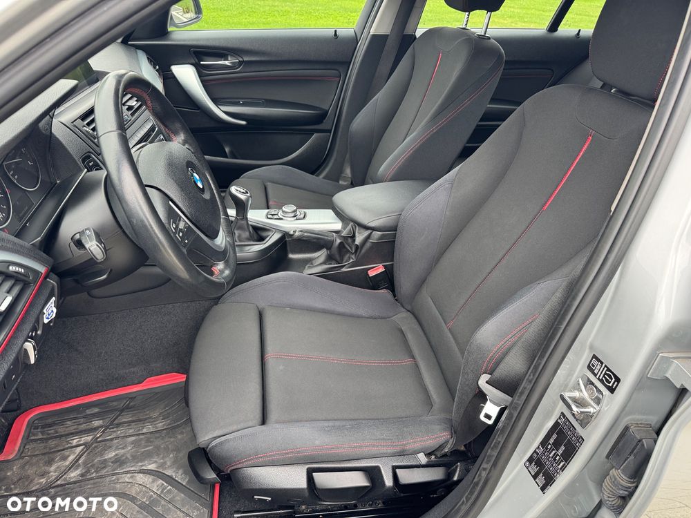 BMW Seria 1 118d Sport Line - 19