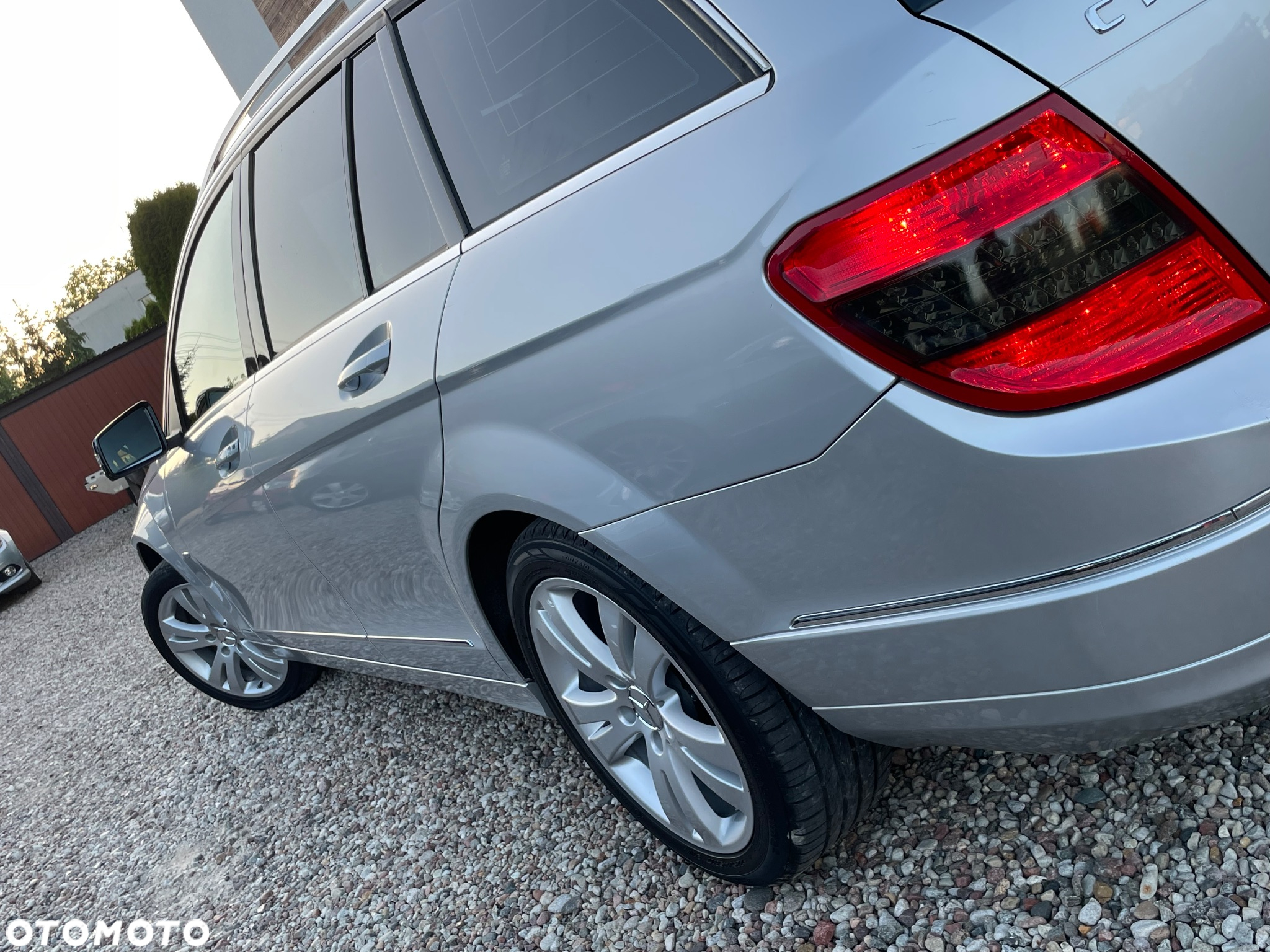 Mercedes-Benz Klasa C 180 T Kompressor Automatik BlueEFFICIENCY Avantgarde - 28
