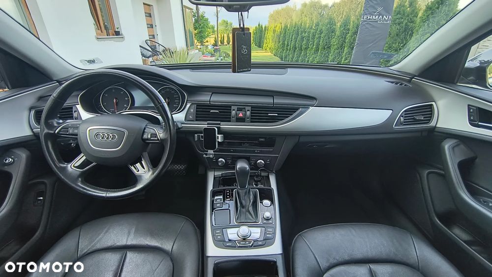 Audi A6 Avant 2.0 TDI Ultra S tronic - 14