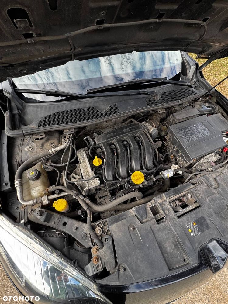 Renault Megane 1.6 16V Dynamique - 5