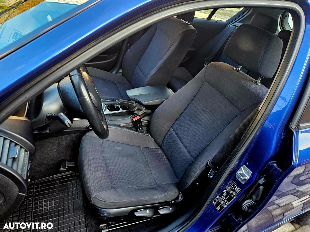 BMW Seria 1 118d DPF - 10