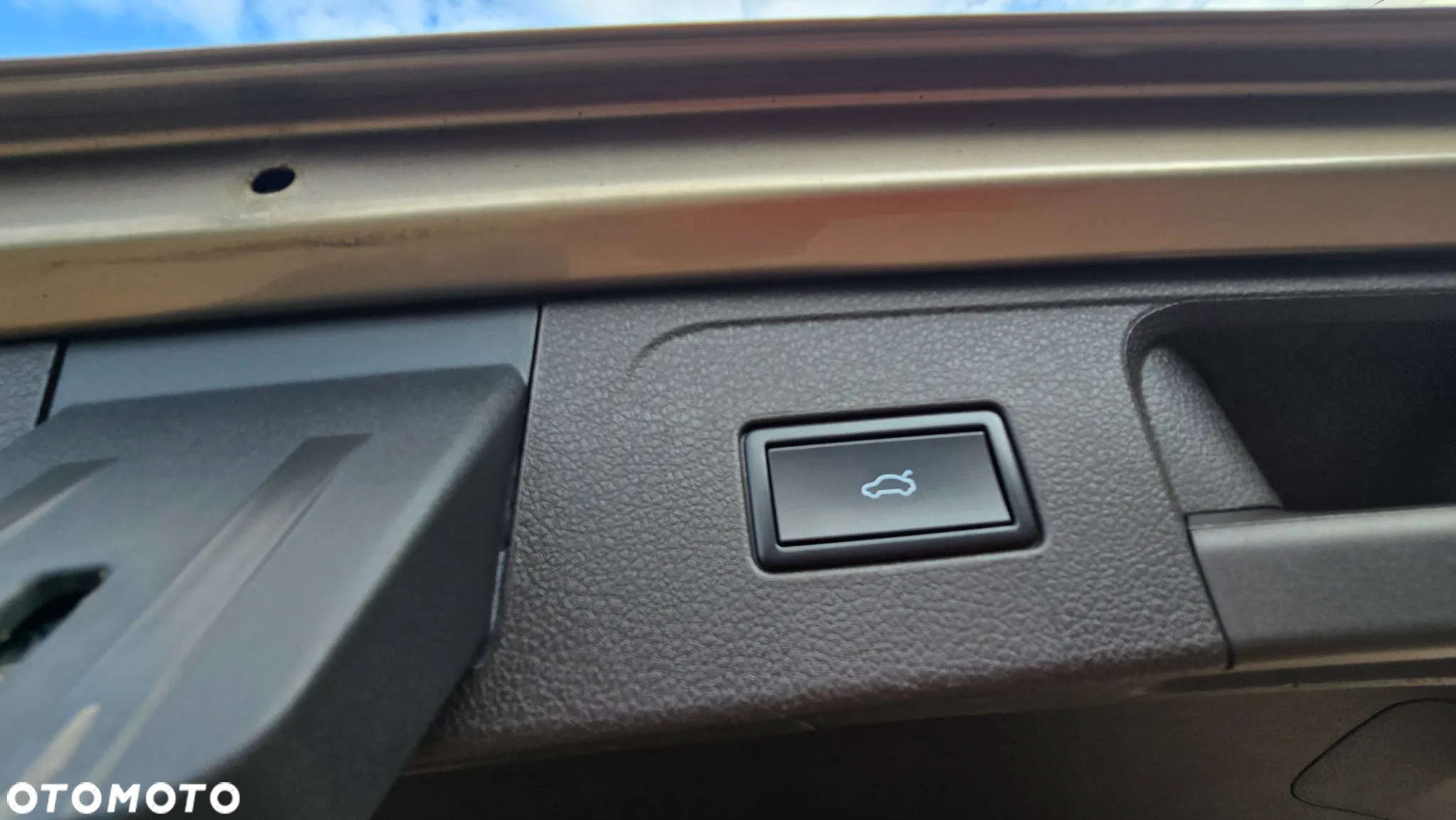 Volkswagen Passat - 35