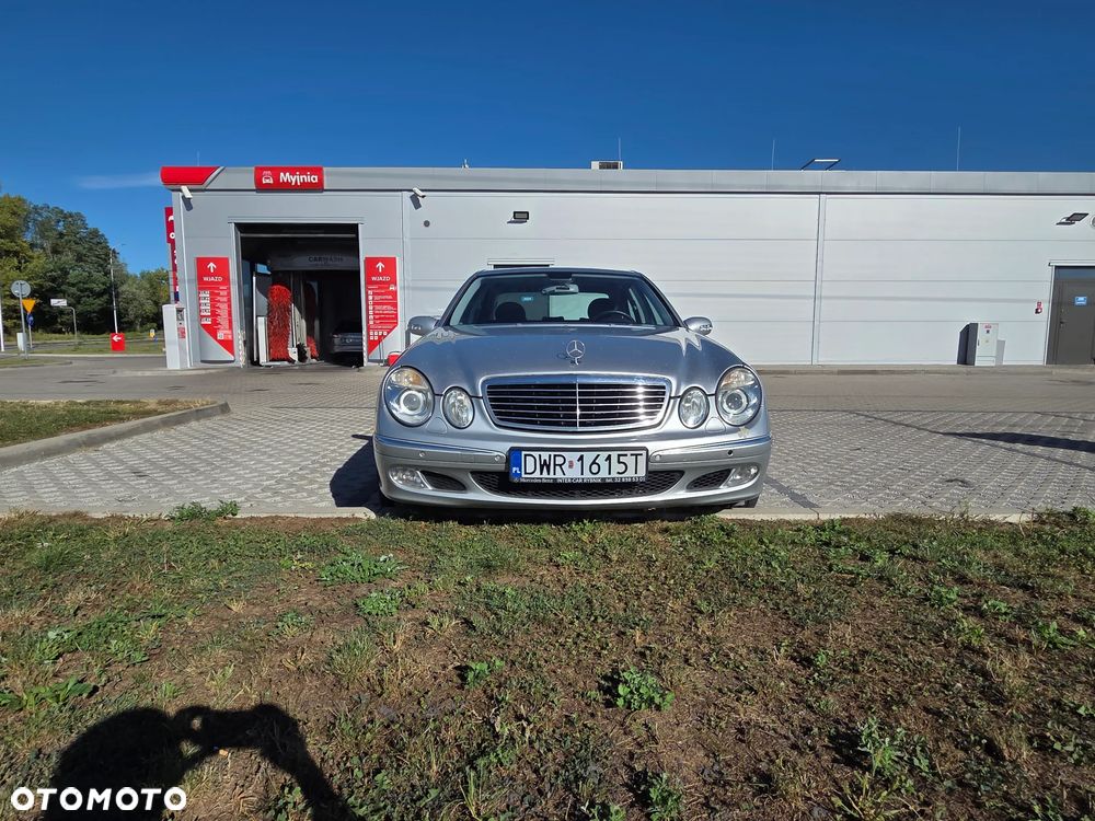 Mercedes-Benz Klasa E 500 4-Matic T Avantgarde - 2