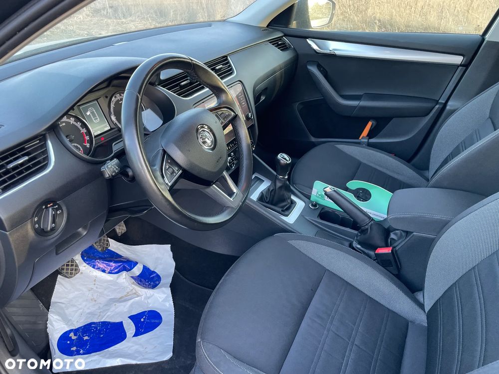 Skoda Octavia 1.6 TDI Ambition - 10