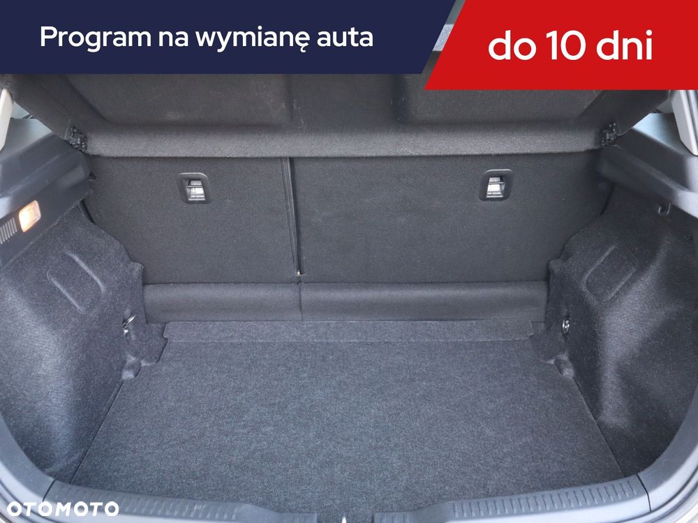 Toyota Auris - 15