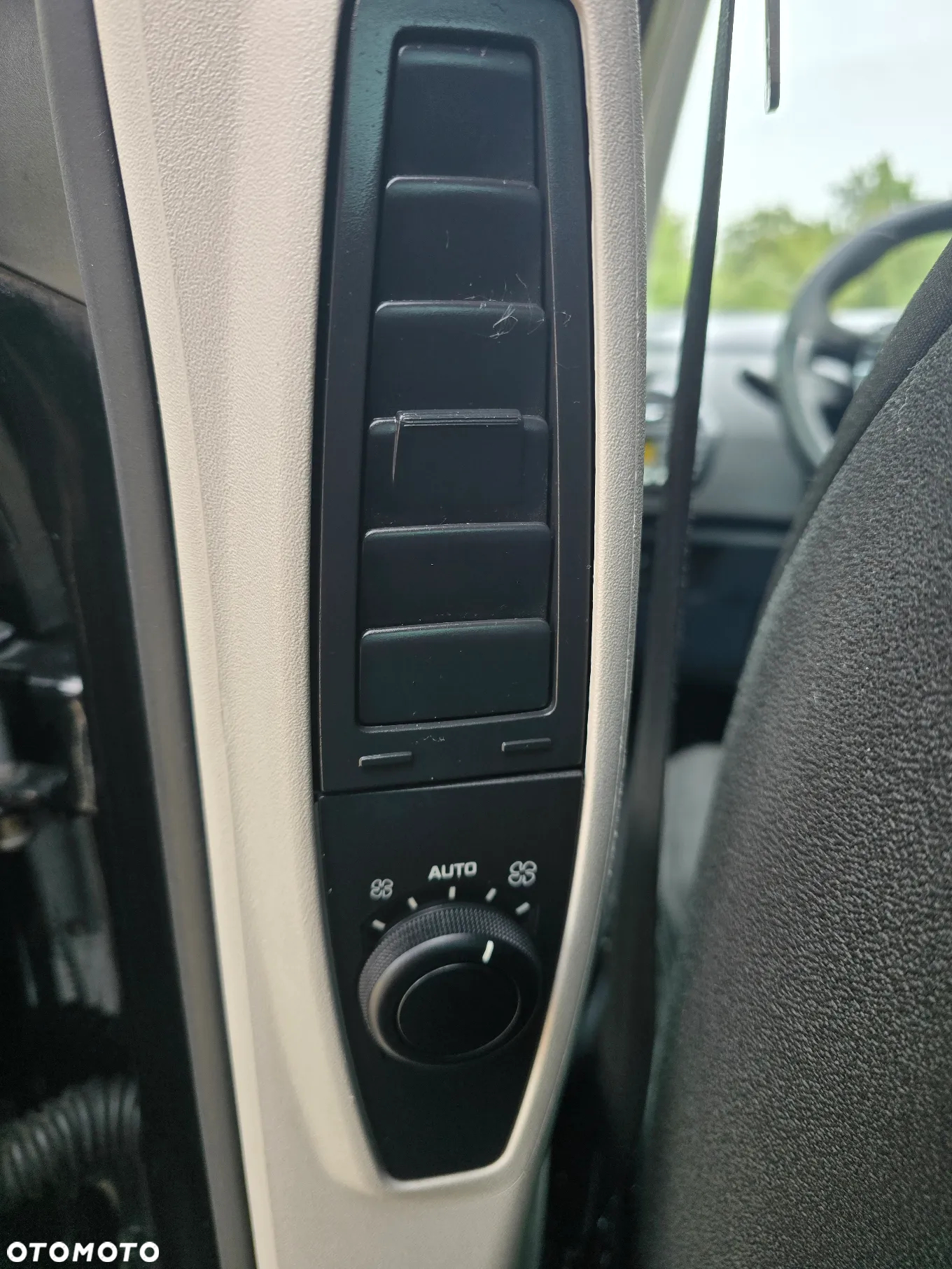 Citroën C4 Picasso e-HDi 110 FAP EGS6 Business Class - 24