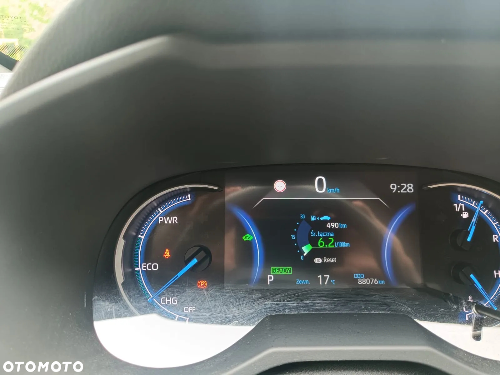 Toyota RAV4 2.5 Hybrid Black Edition by JBL 4x4 - 15