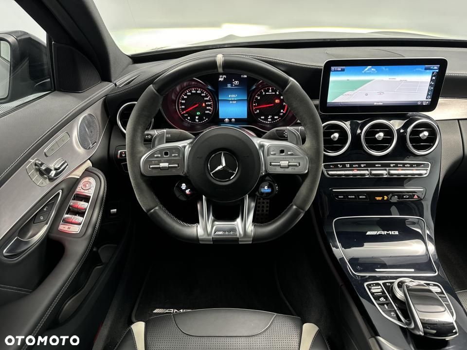 Mercedes-Benz Klasa C AMG 63 S AMG Speedshift MCT 9G - 24