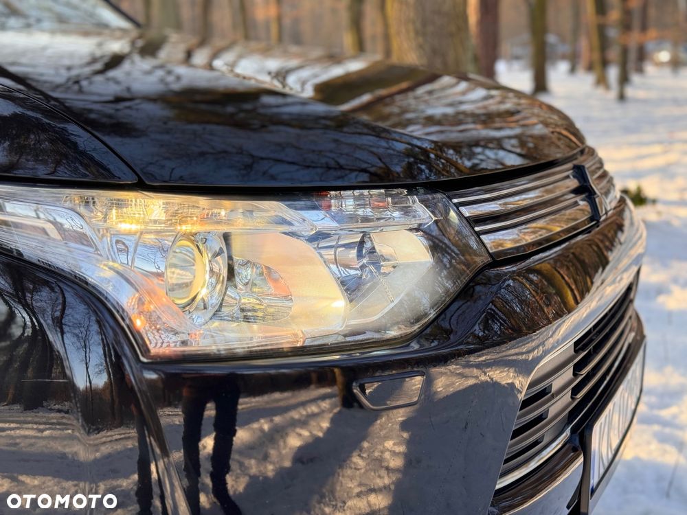 Mitsubishi Outlander Intense + - 22