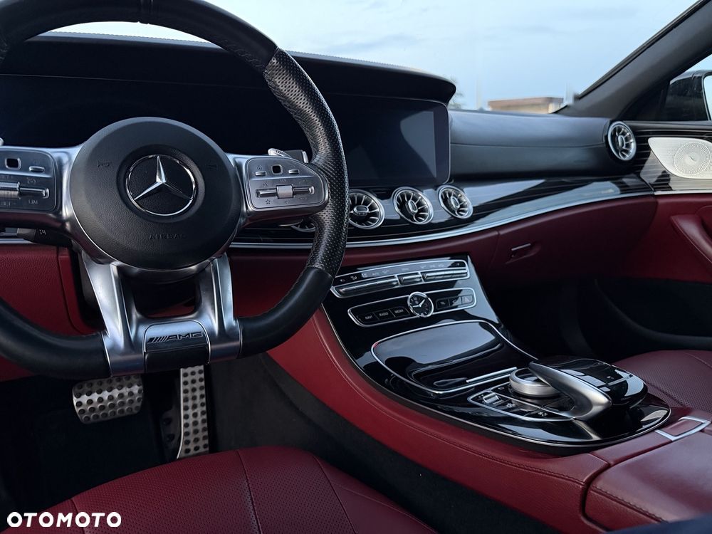 Mercedes-Benz CLS - 39
