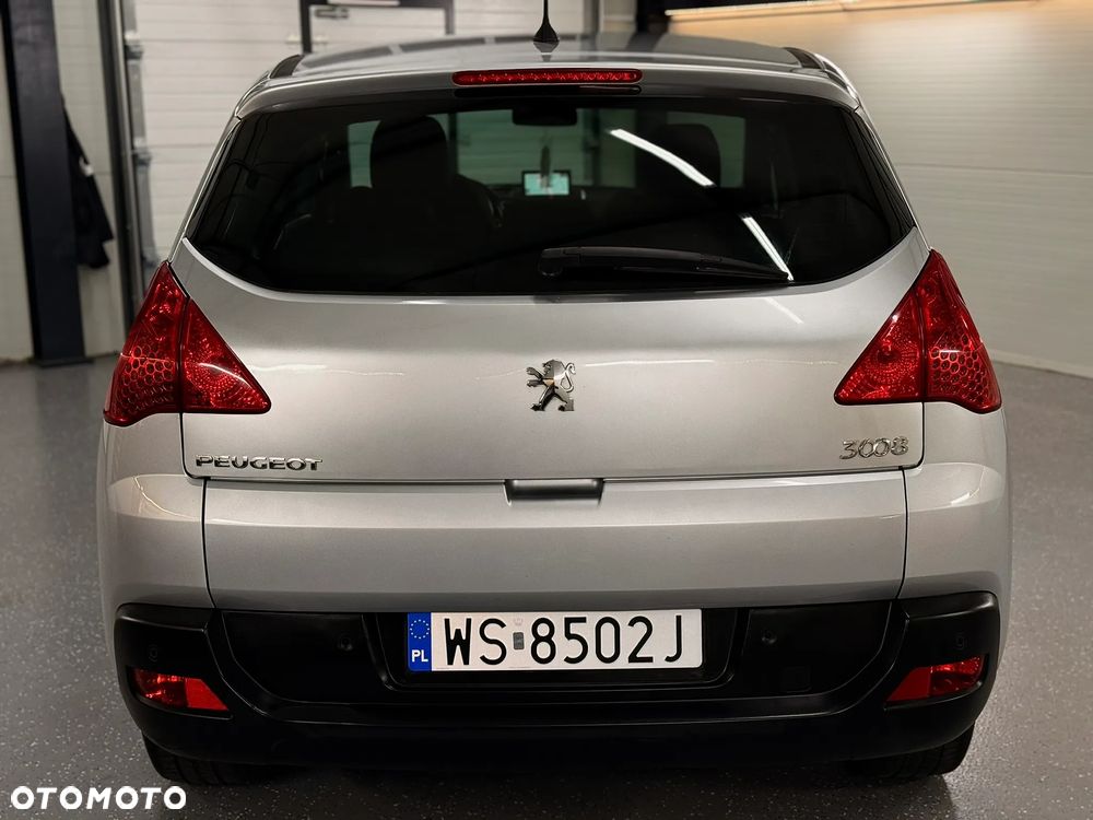 Peugeot 3008 1.6 HDi Premium - 6
