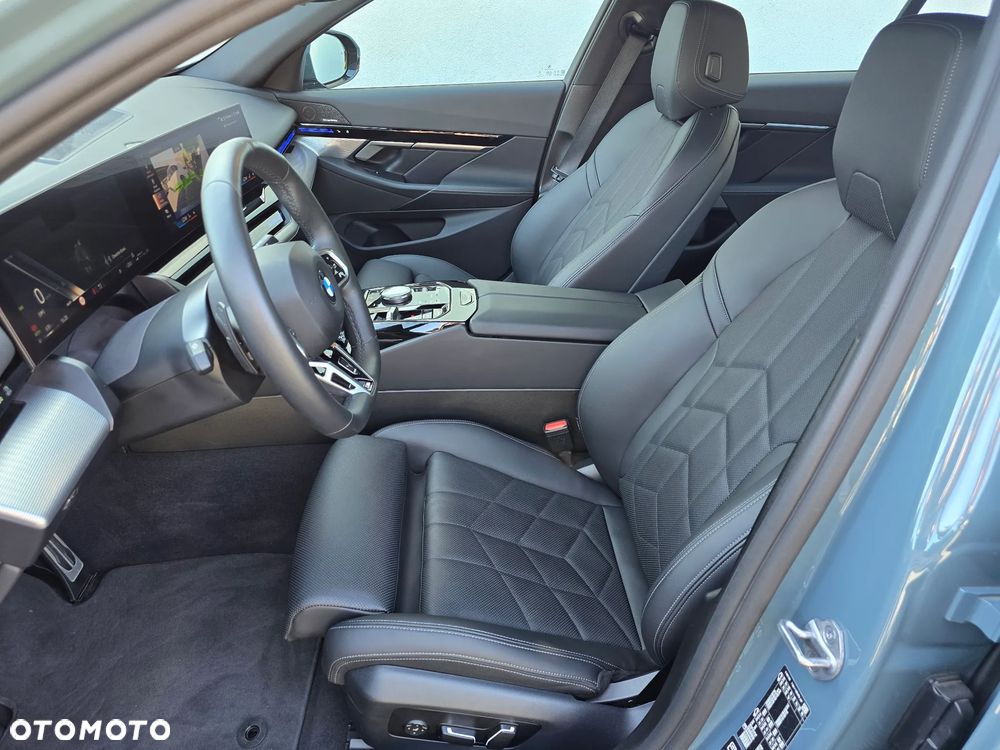 BMW Seria 5 520d xDrive mHEV M Sport - 7