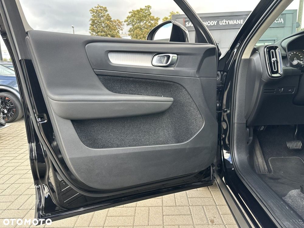 Volvo XC 40 T2 Core - 11