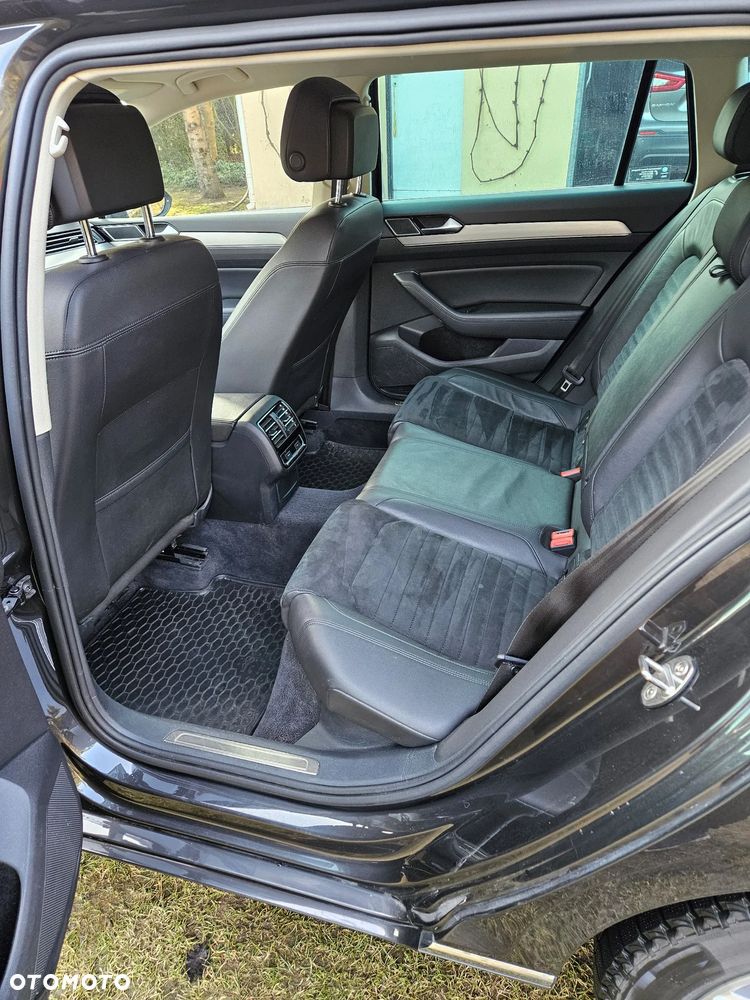 Volkswagen Passat 2.0 TDI 4Mot Elegance DSG - 11