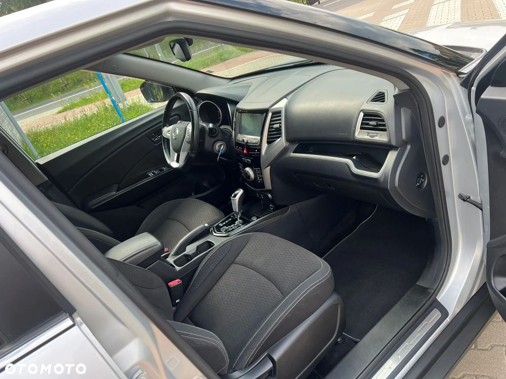 SsangYong/KGM Tivoli e-XDi 160 4WD Quartz - 6