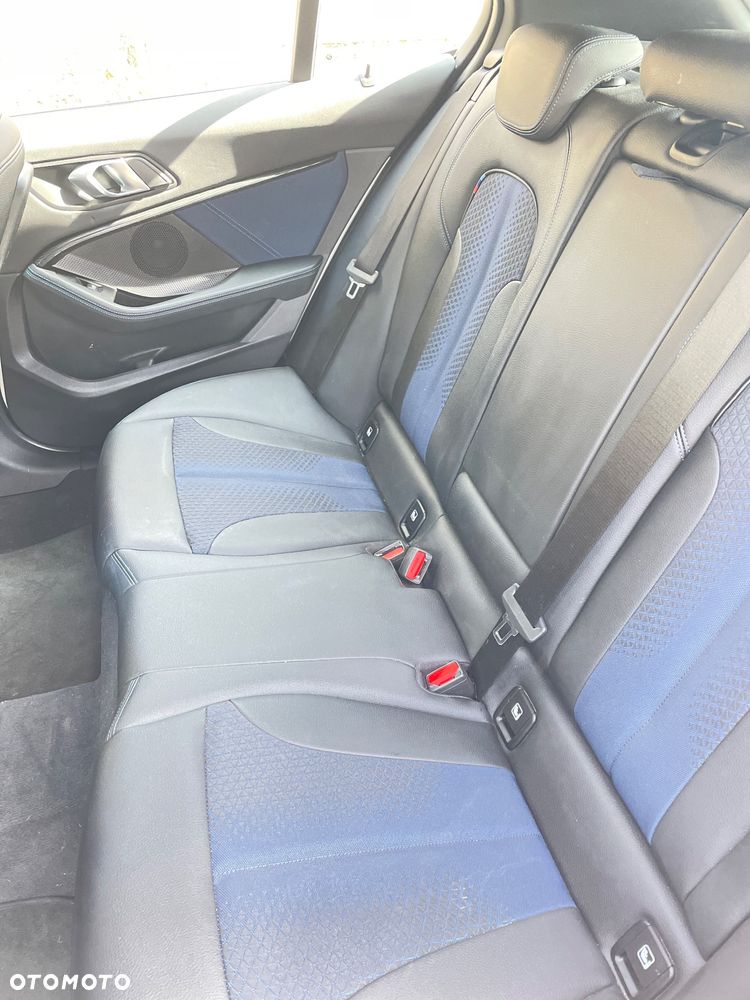 BMW Seria 1 118i - 13