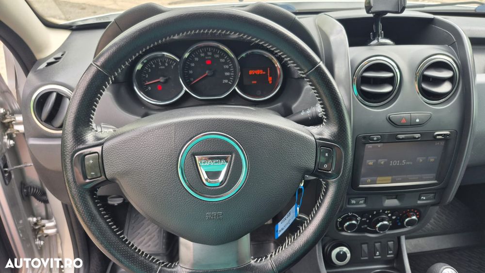 Dacia Duster dCi 110 FAP 4x4 Prestige - 9