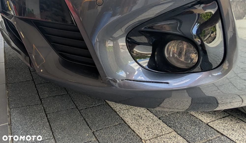Toyota Avensis 1.8 Premium - 6