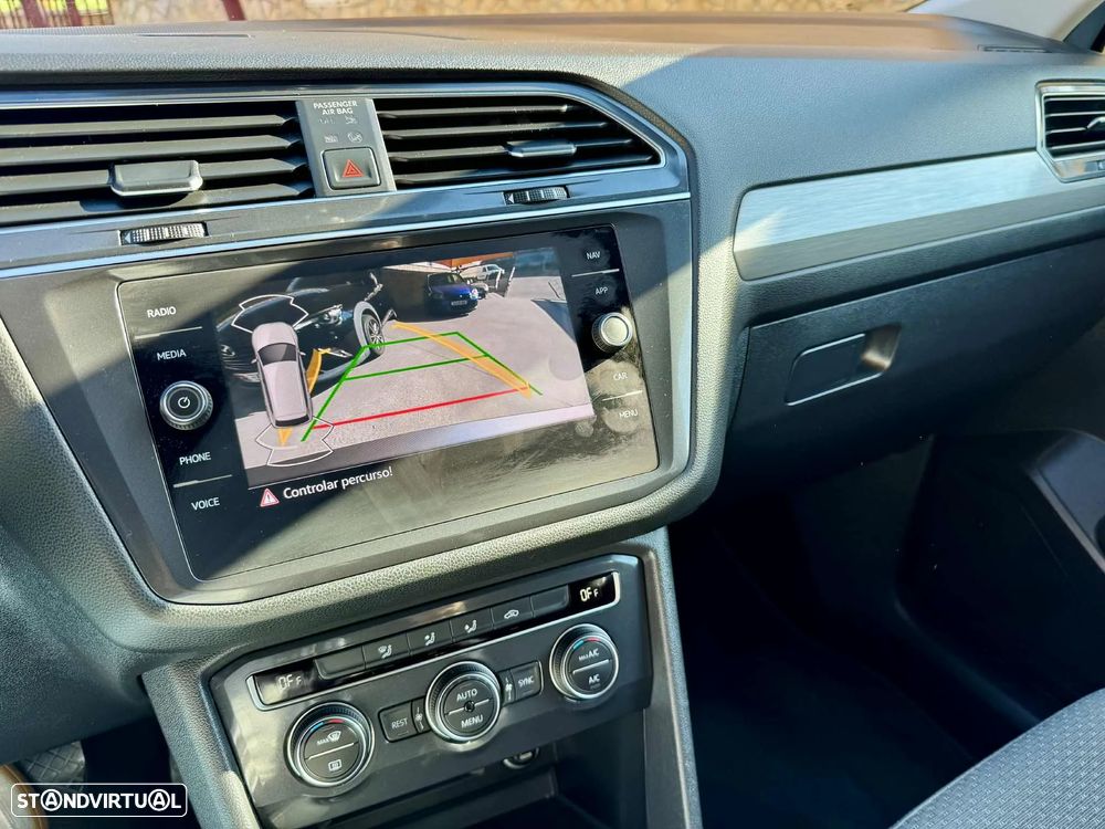 VW Tiguan Allspace 2.0 TDI Confortline DSG - 14