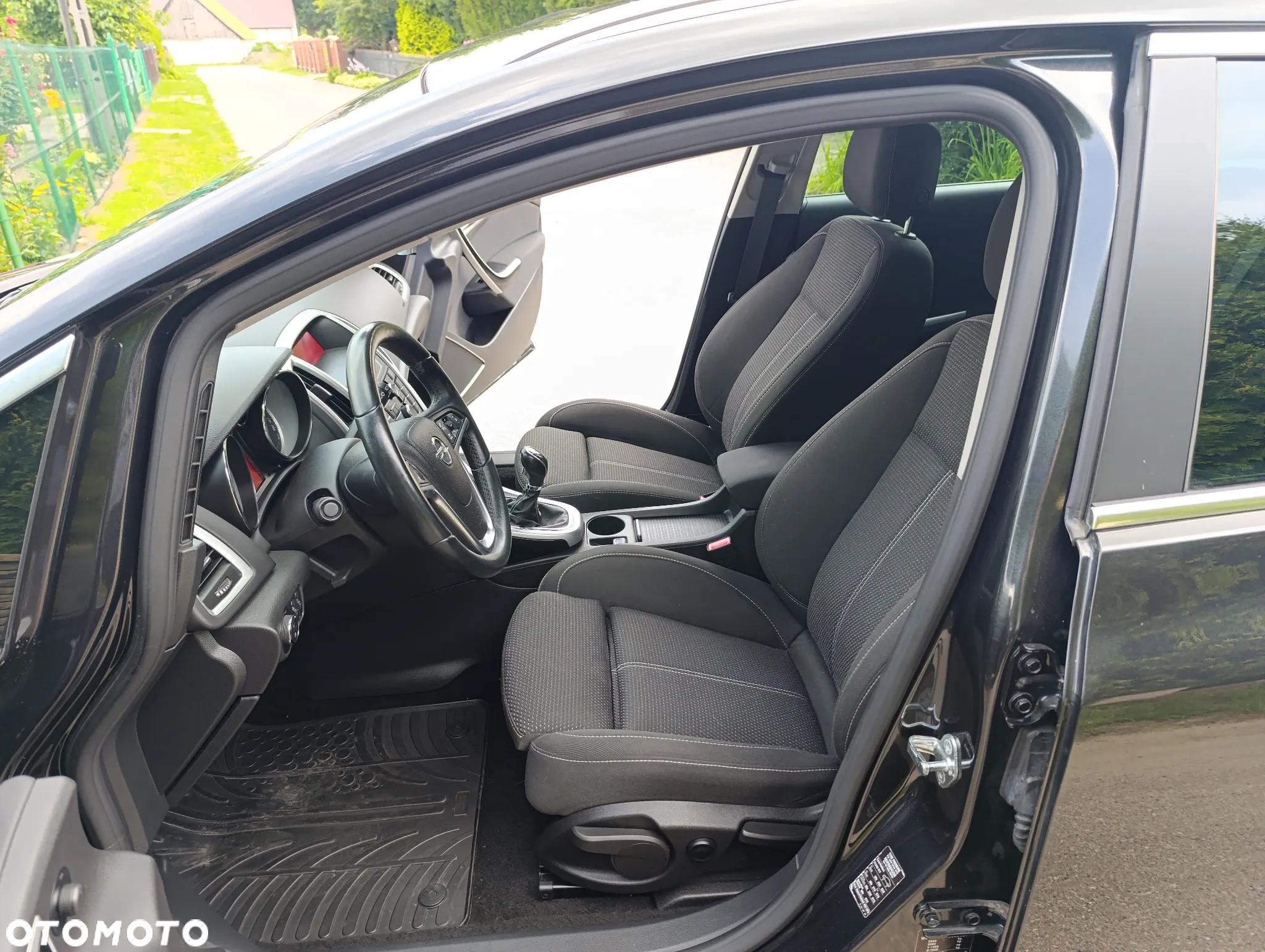 Opel Astra 1.4 Turbo Sports Tourer - 14