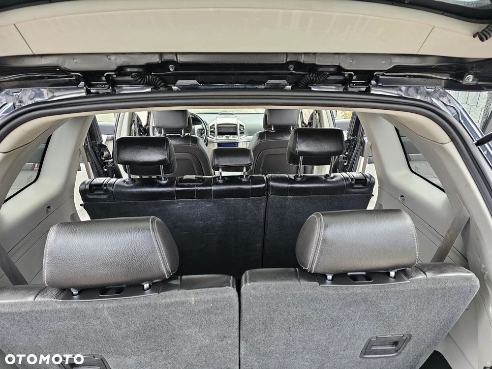 Chevrolet Captiva 2.2 D LT+ - 13