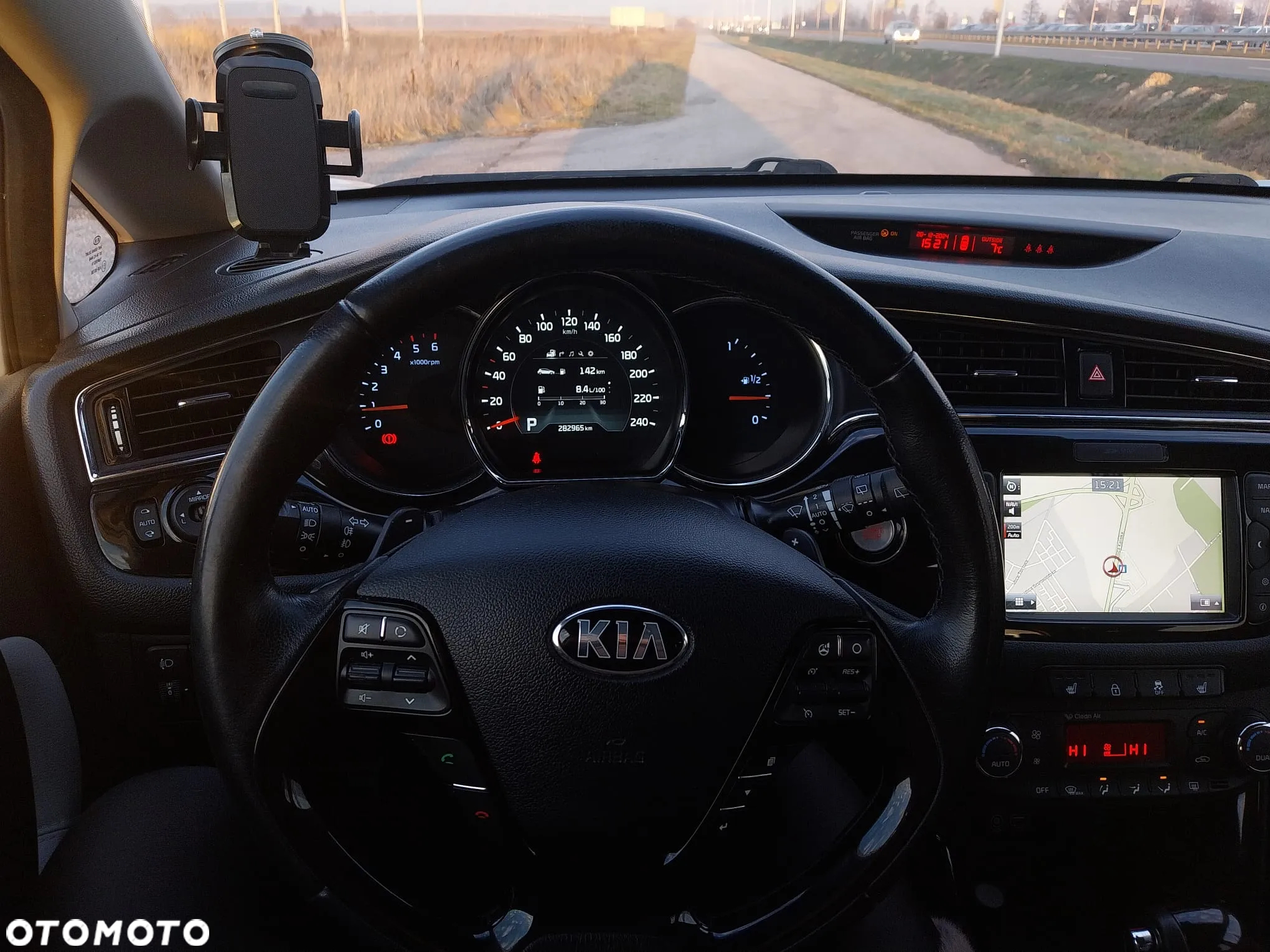 Kia Ceed - 12