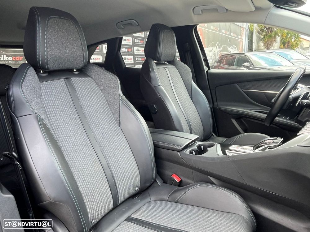 Peugeot 3008 225 e-EAT8 Allure - 50