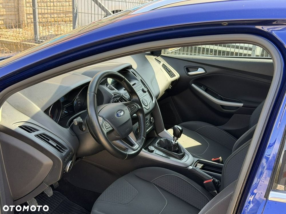 Ford Focus - 11