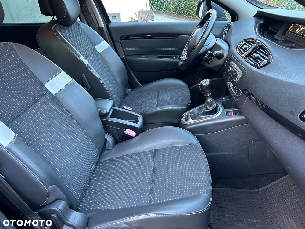 Renault Scenic - 27