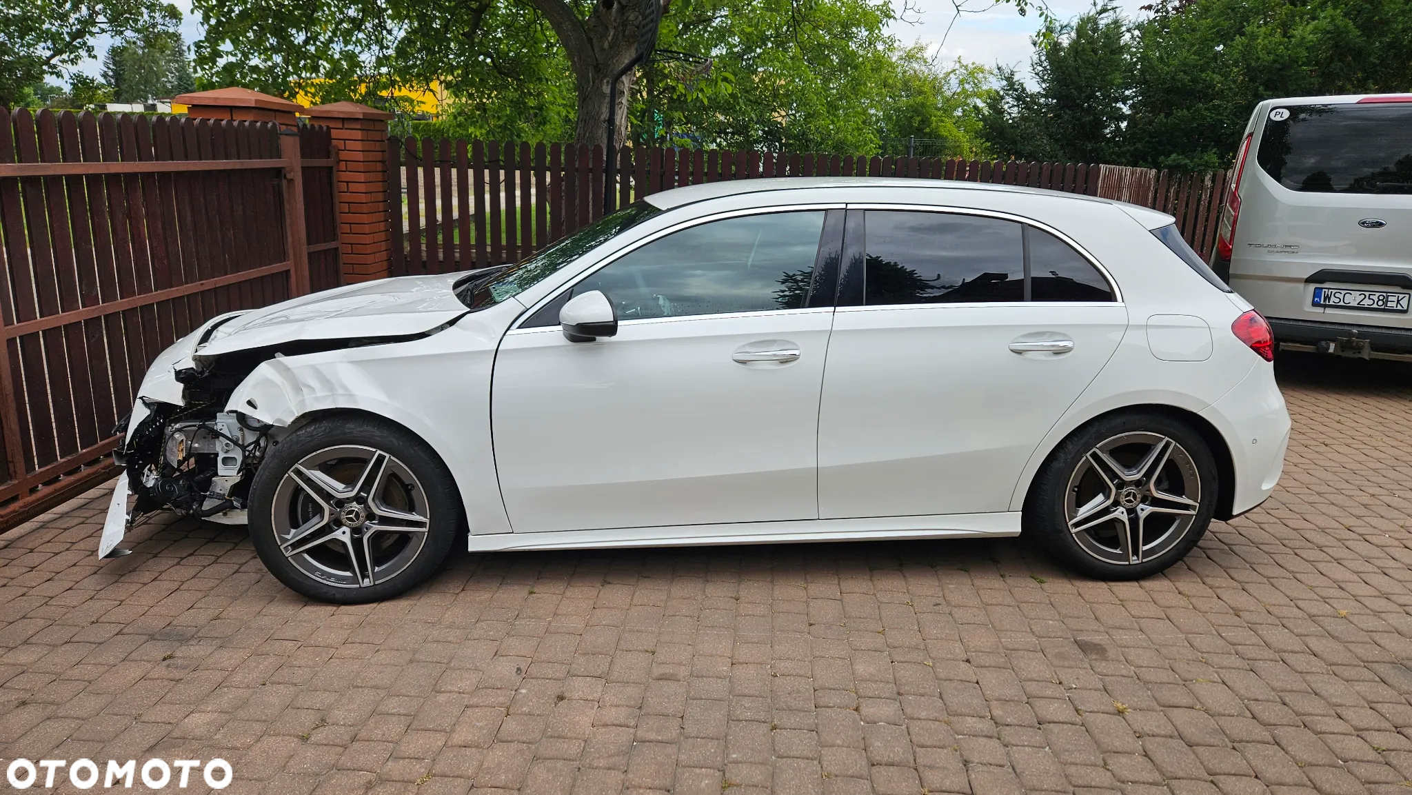 Mercedes-Benz Klasa A 220 4-Matic AMG Line 7G-DCT - 3