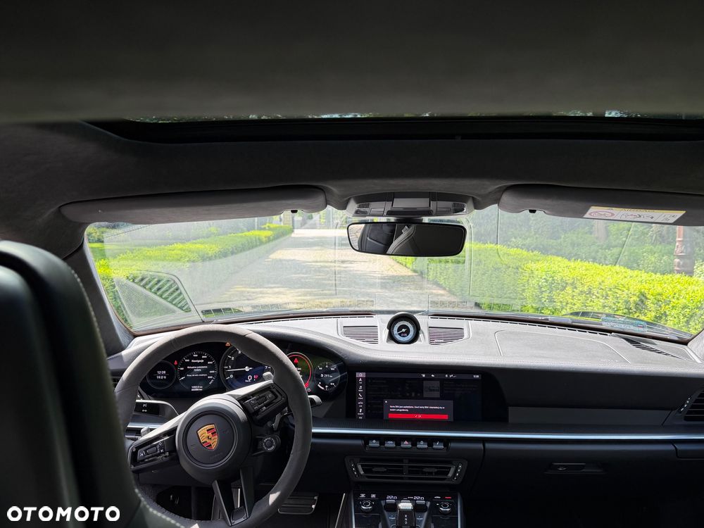 Porsche 911 Carrera S - 12