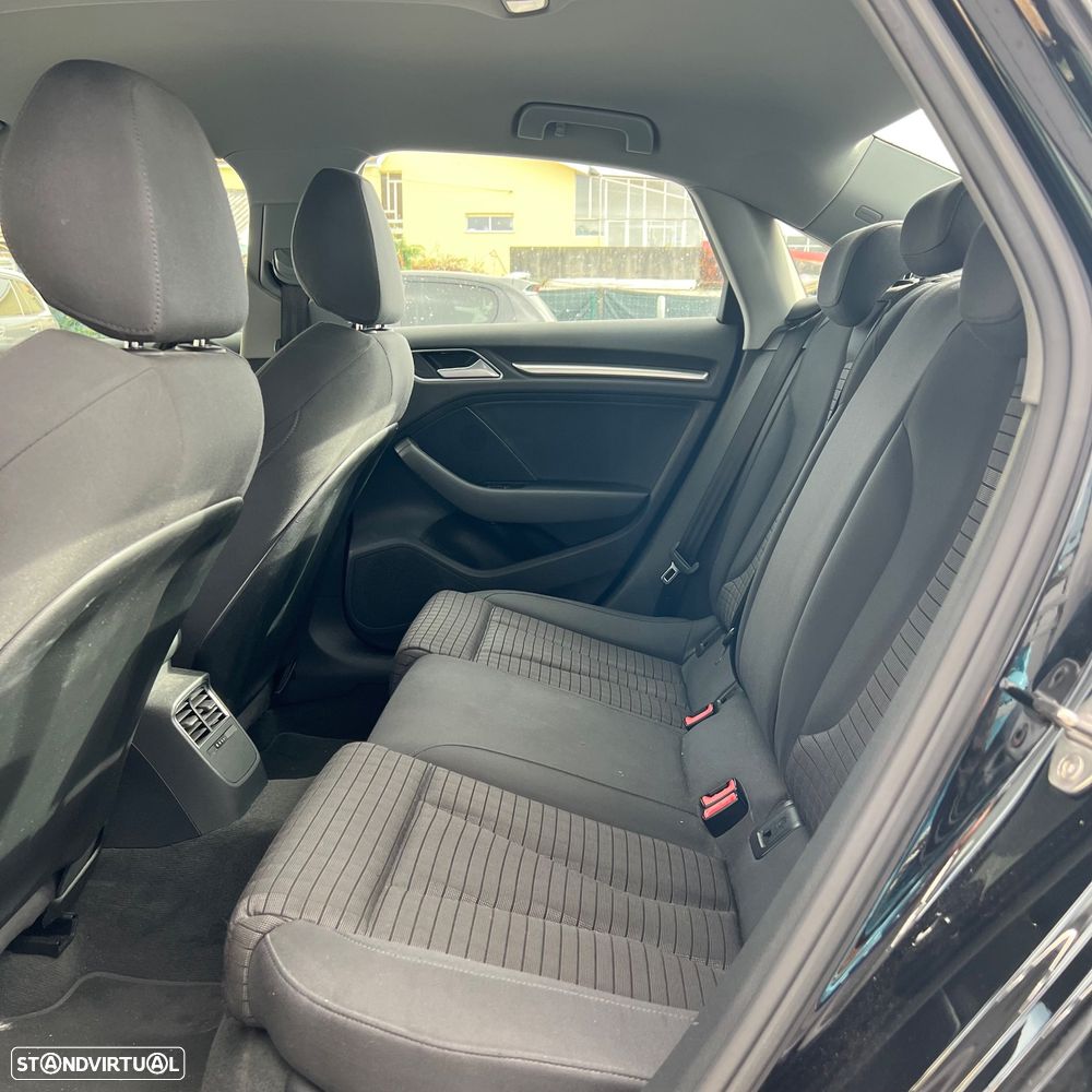 Audi A3 Limousine 1.6 TDI S-line - 10