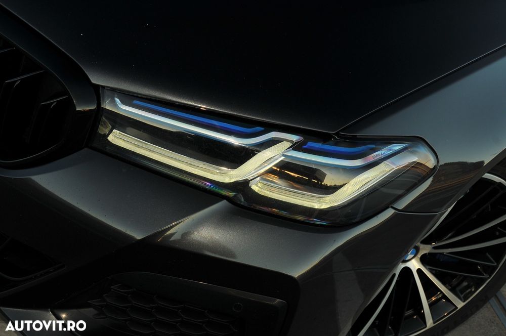 BMW Seria 5 540d xDrive AT MHEV - 30