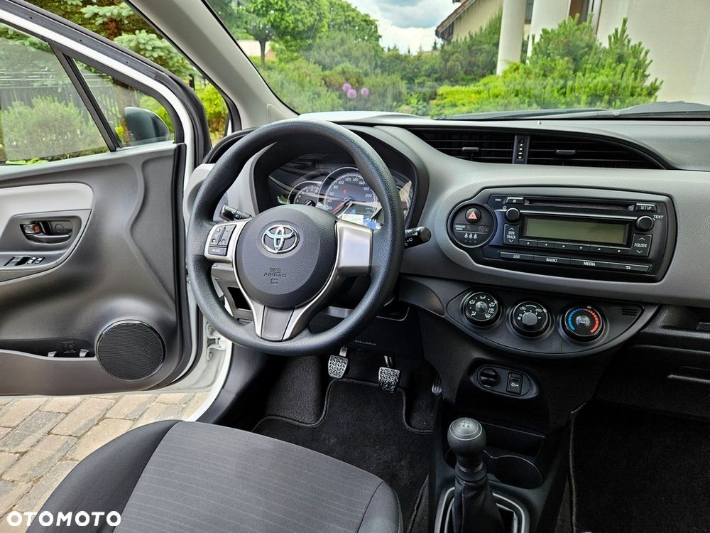 Toyota Yaris - 14