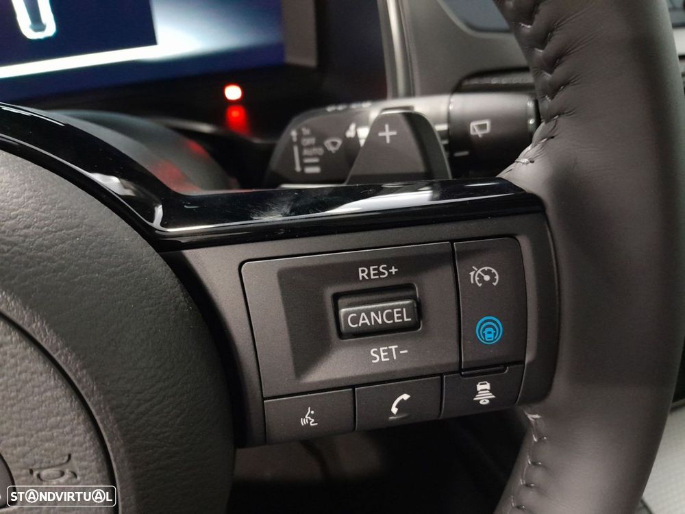 Nissan Qashqai 1.3 DIG-T Advance Xtronic - 17