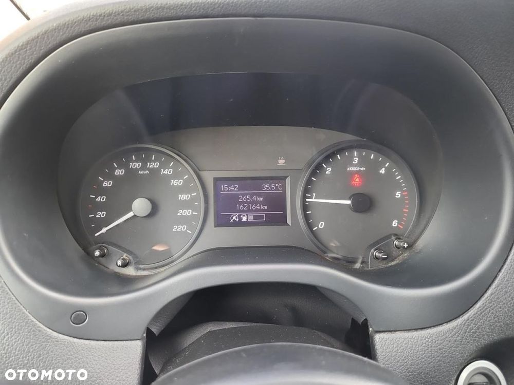 Mercedes-Benz Vito - 15