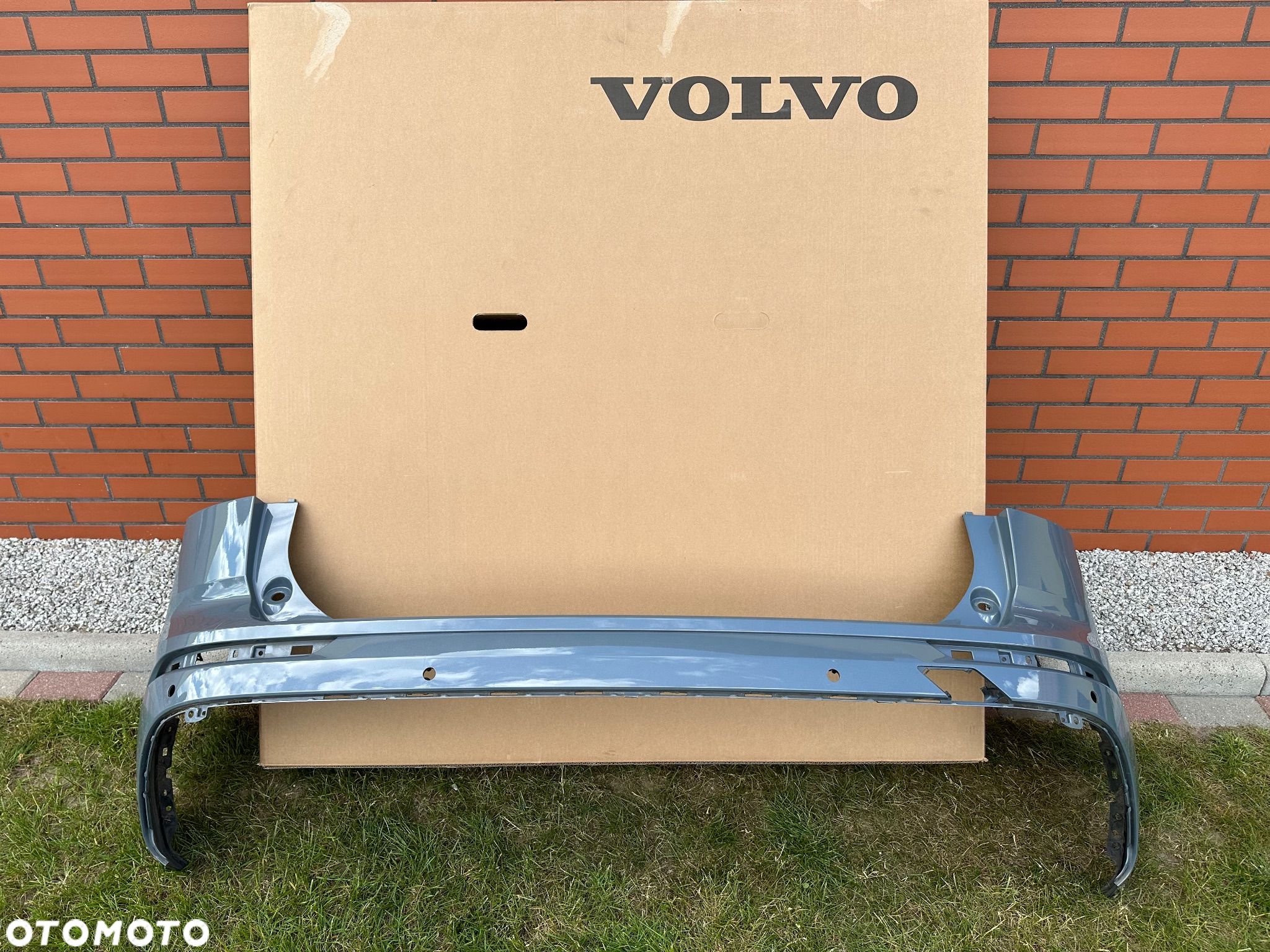 Zderzak tylny i przedni Volvo XC60 2023 – Thunder Grey - 1