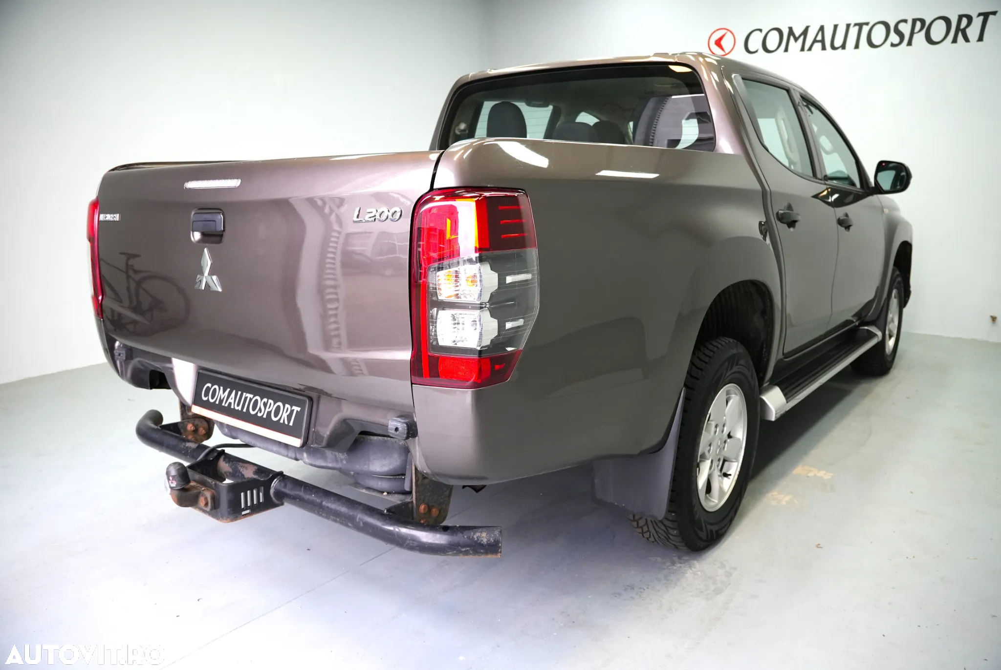 Mitsubishi L200 Double Cab 2.2 DI-D M/T Invite - 6