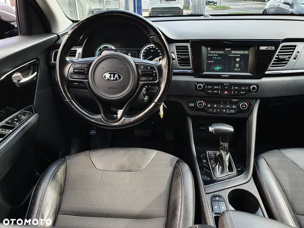 Kia Niro 1.6 GDI Hybrid L - 16