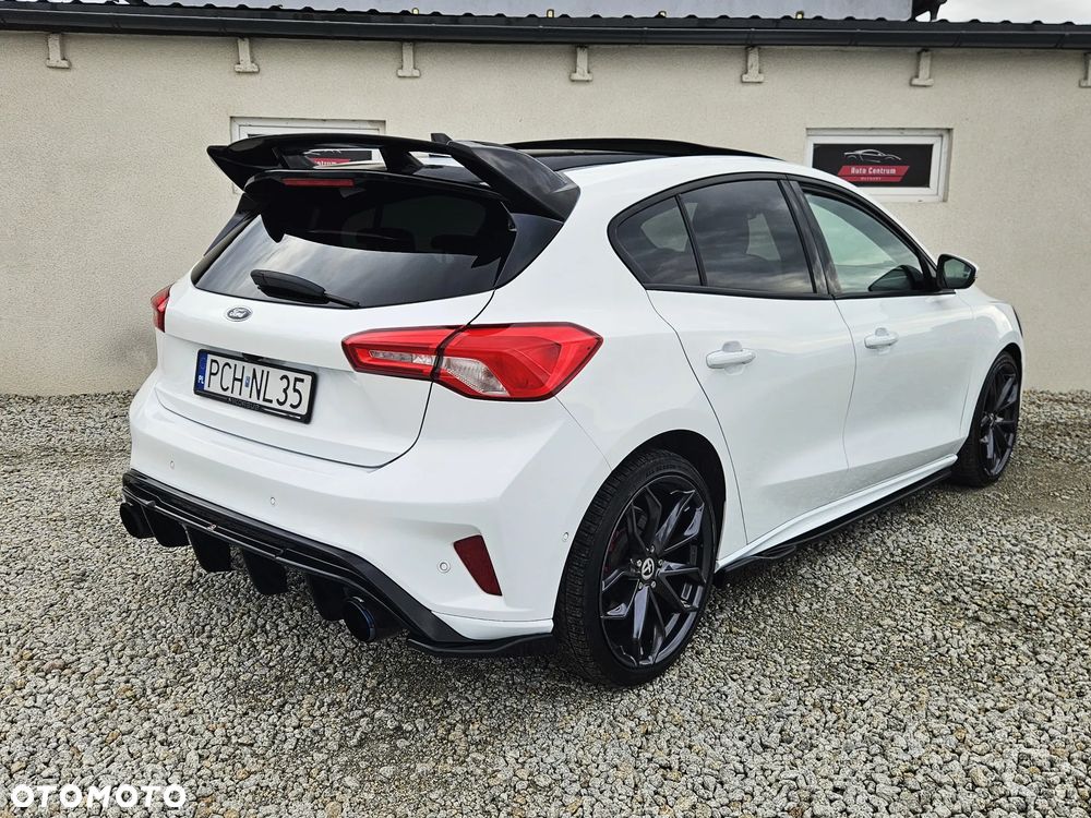 Ford Focus 2.3 EcoBoost S&S ST mit Styling-Paket - 3
