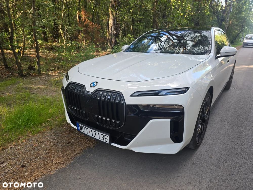 BMW Seria 7 - 17