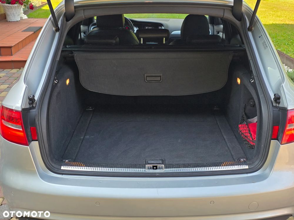 Audi A4 Avant - 13