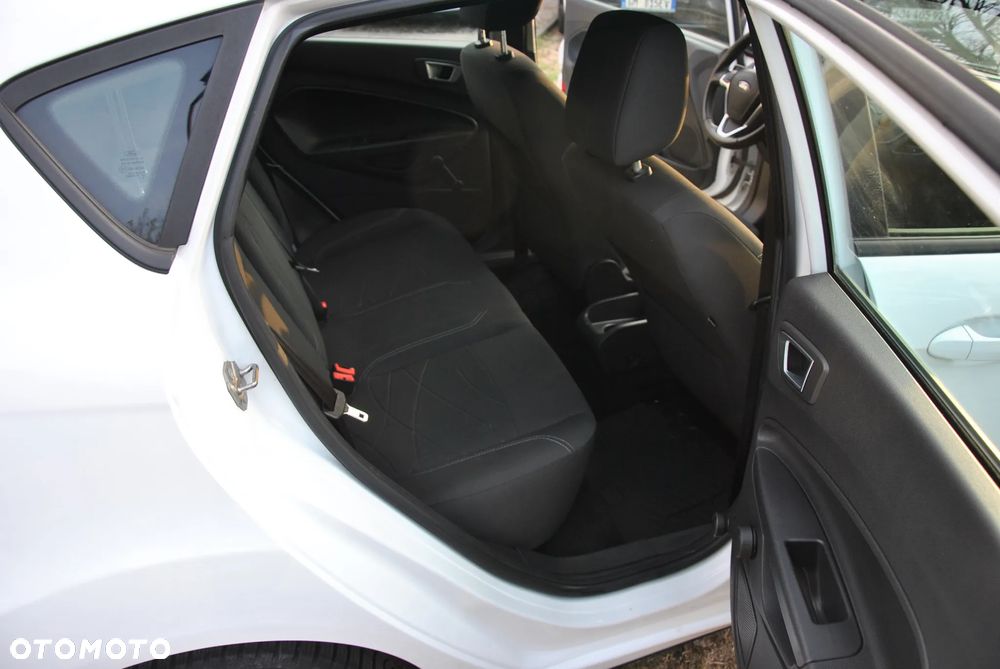 Ford Fiesta 1.25 Champions Edition - 15