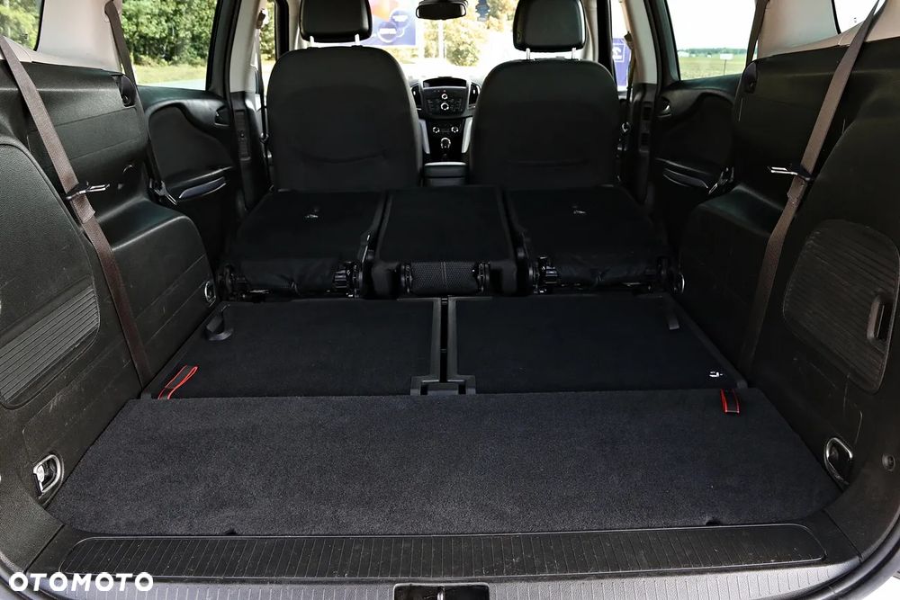 Opel Zafira Tourer 2.0 CDTI Edition - 36