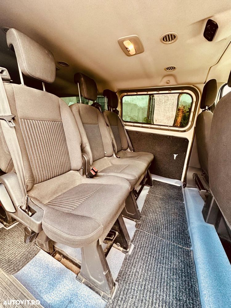 Ford Transit Custom LWB Combi Base - 7